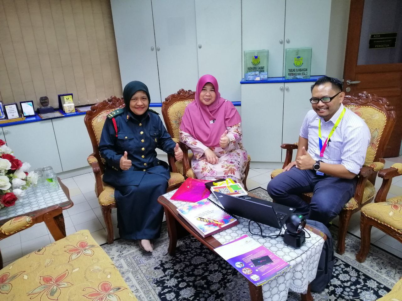 SMK Seri Alam 2 Tertarik dengan Fungsi AI SkoolBeez, Bersetuju Langgan Pelan Basic