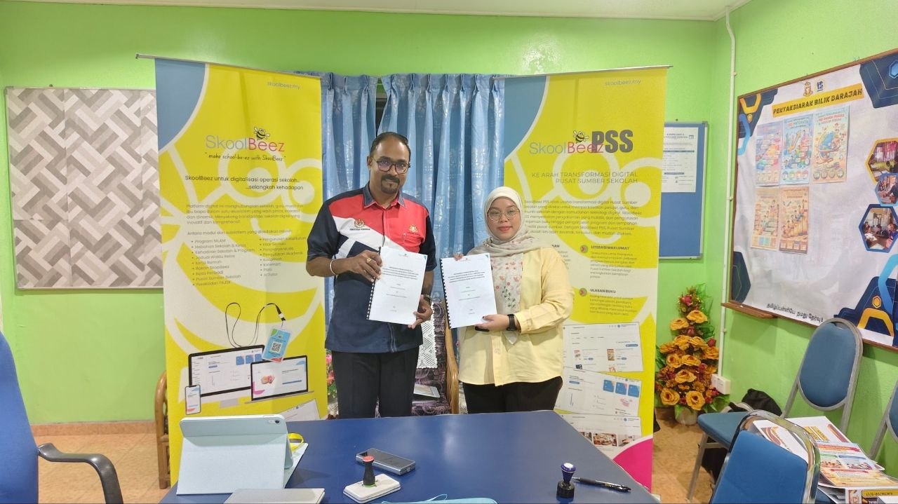 SkoolBeez Perluas Impak CSR ke SJKT Mersing melalui MOU, Latihan & Sokongan Peranti Digital